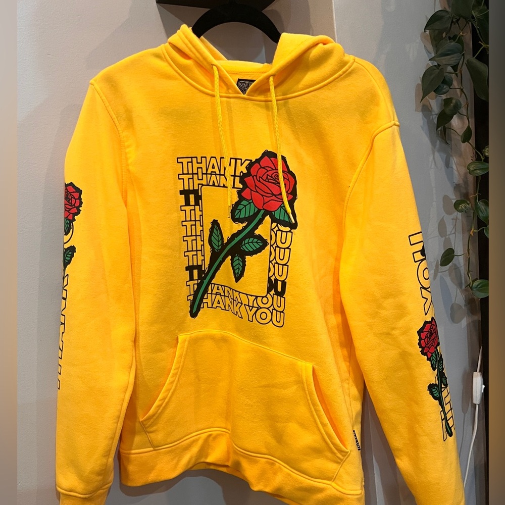 ✨🌹Yellow Graphic Hoodie ✨ - Picture 2 of 3